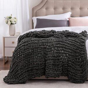 LUXURY Handmade Knitted Yarn Knit Blanket Dark Durable Soft Home Decor Gift NWT